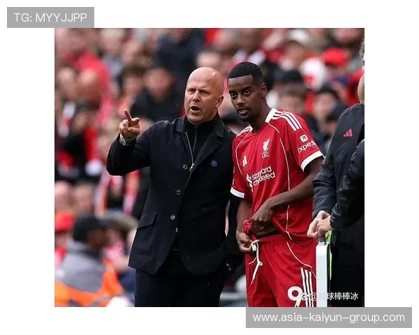 鲁尼或成高价转会目标引热议