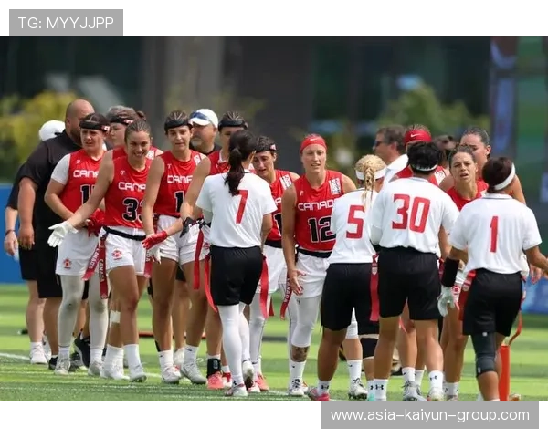 加拿大七人制橄榄球明星球员赛场表现活跃，加拿大橄榄球与美式区别