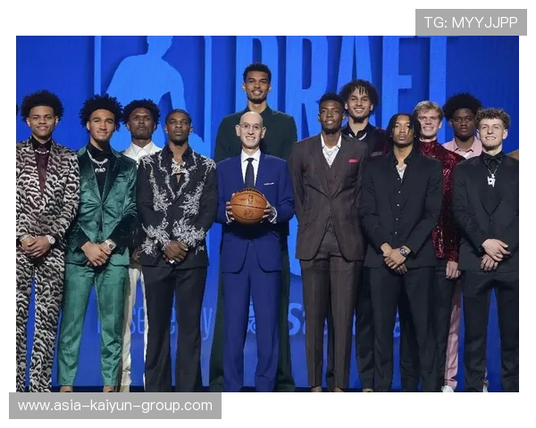 安东尼奥给中国足球打鸡血:2030世界杯,等我们!,nba安东尼奥 安东尼奥给中国足球打鸡血:2030世界杯,等我们!,nba安东尼奥