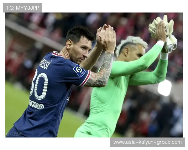 那不勒斯新援首秀出彩,后防拦截提升显著 那不勒斯新援首秀出彩,后防拦截提升显著