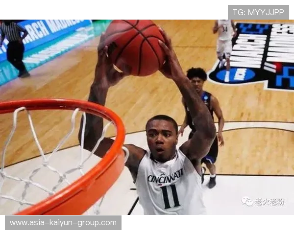 新秀首次登场完成爆发表现